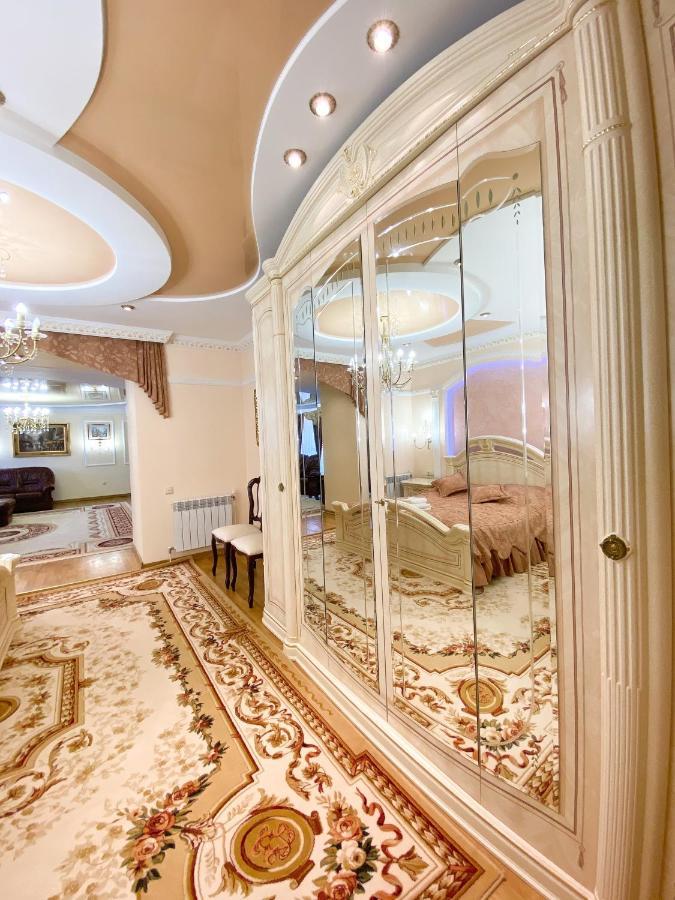 Петрос Family Hotel Yaremche Exterior foto